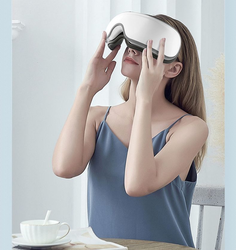 Masque de Massage Chauffant pour les Yeux – Bluetooth & Relaxation Complète (Copie)